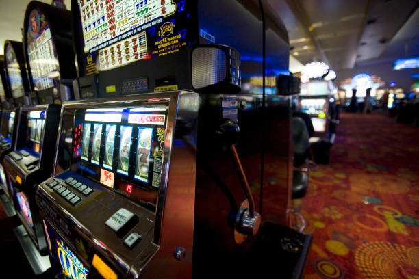 kapten 69 player interface showing live Baccarat table with betting options and dealer feed